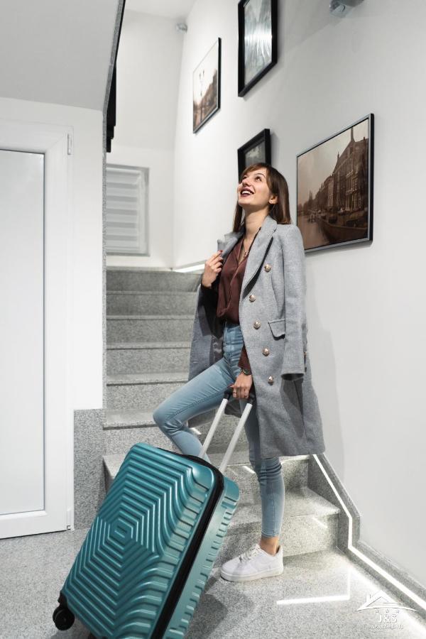 J&S Apartments Ni المظهر الخارجي الصورة