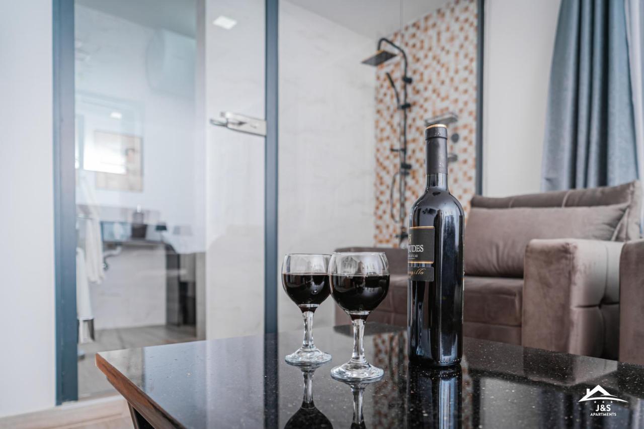 J&S Apartments Ni المظهر الخارجي الصورة