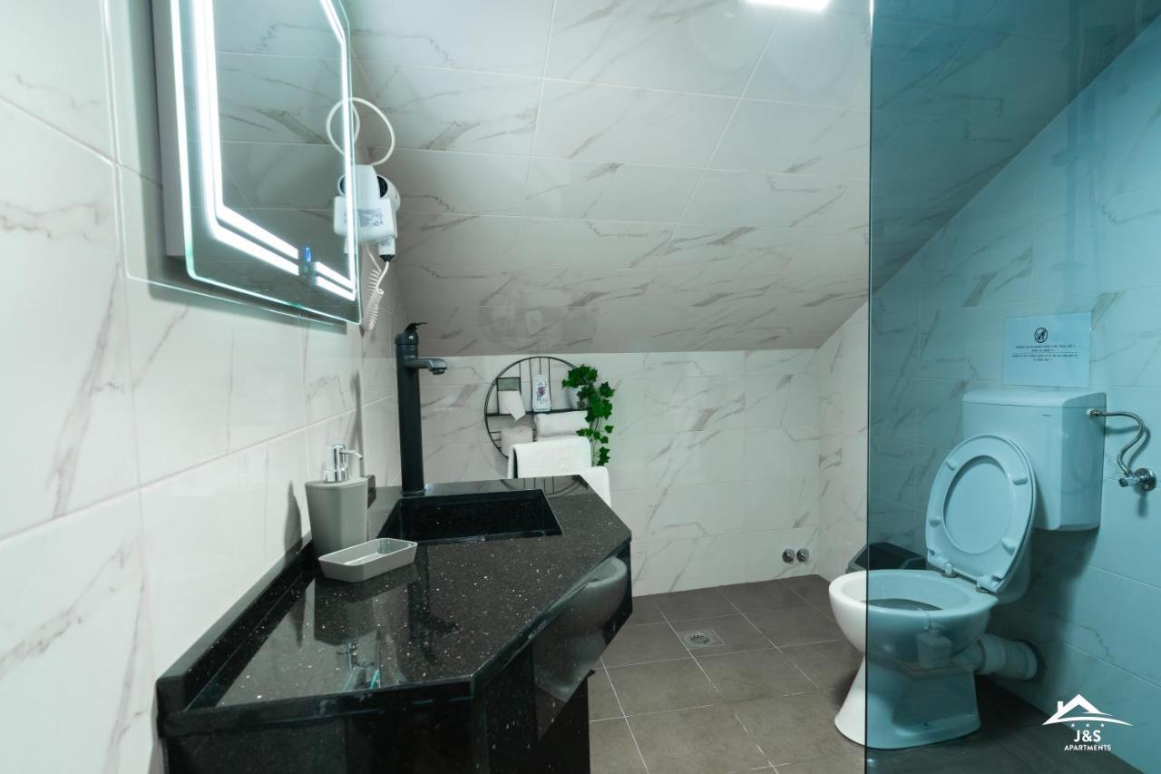 J&S Apartments Ni المظهر الخارجي الصورة