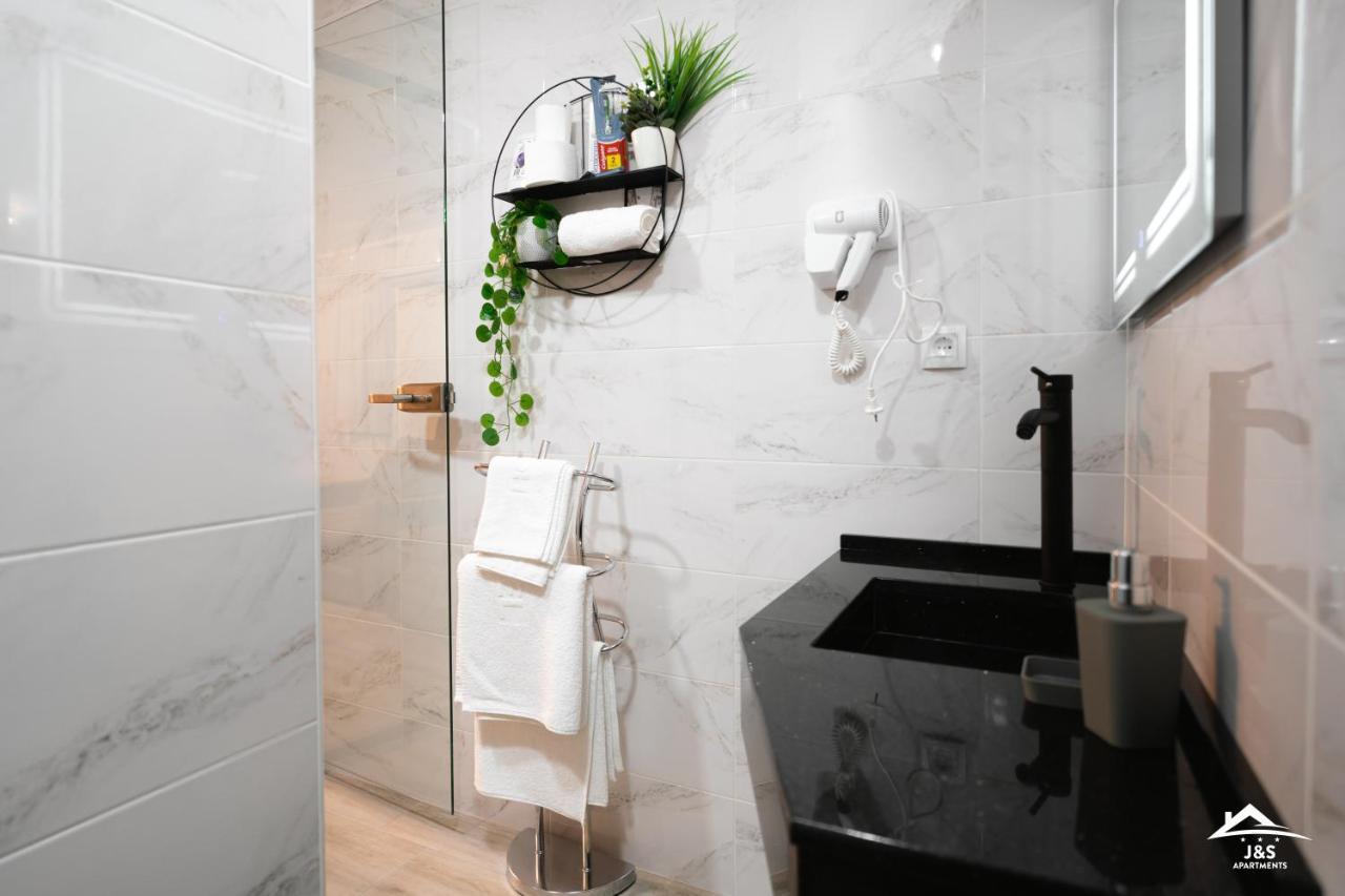 J&S Apartments Ni المظهر الخارجي الصورة