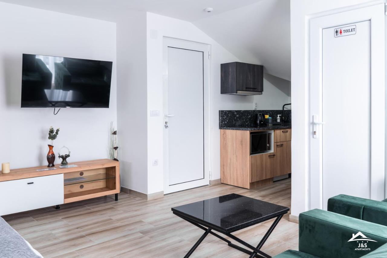 J&S Apartments Ni المظهر الخارجي الصورة