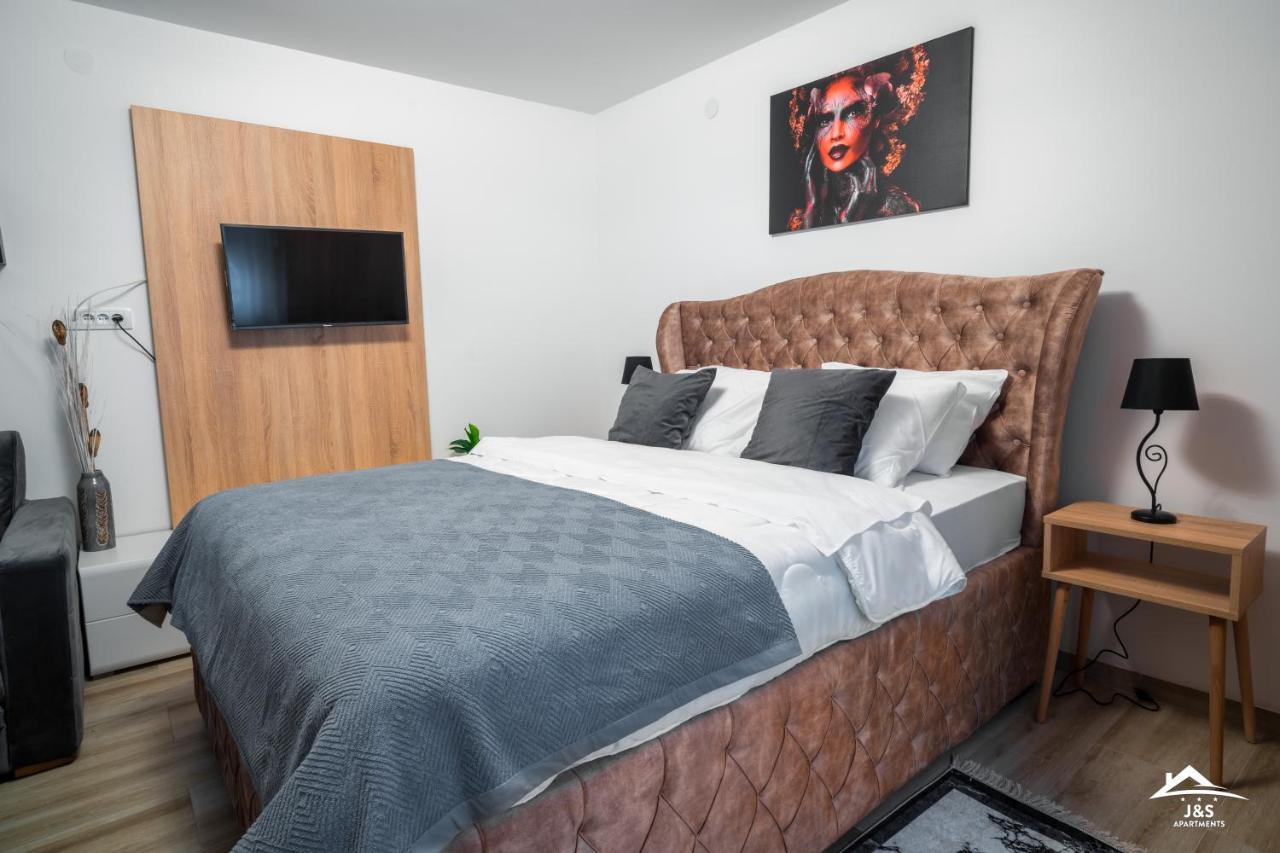J&S Apartments Ni المظهر الخارجي الصورة
