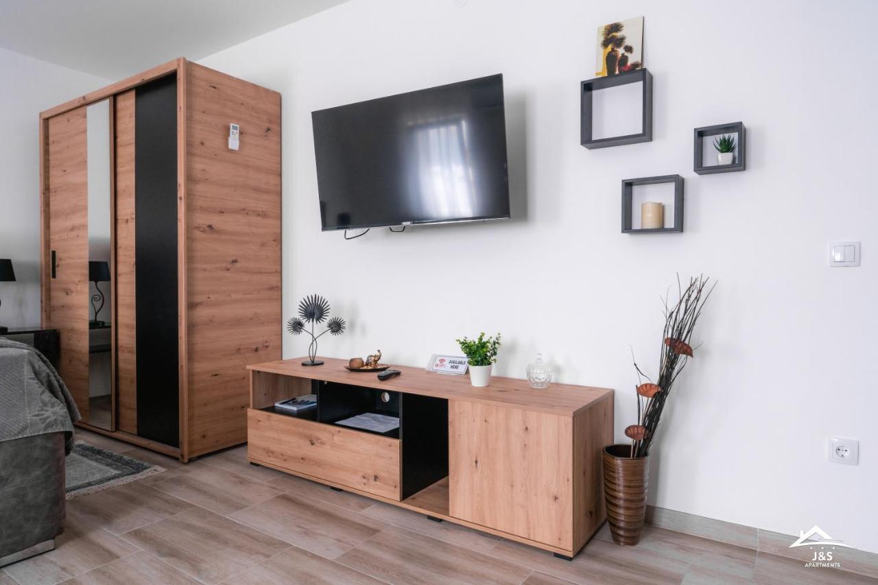 J&S Apartments Ni المظهر الخارجي الصورة